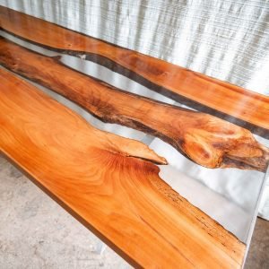Table live edge