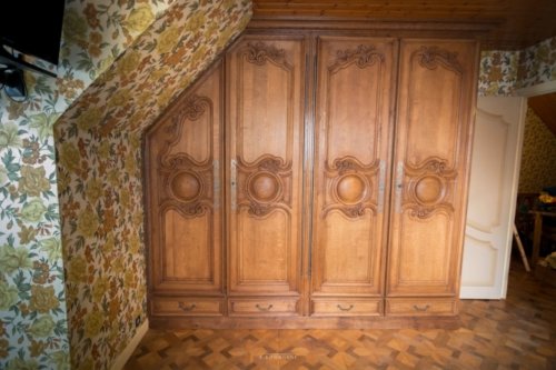 porte sculptée